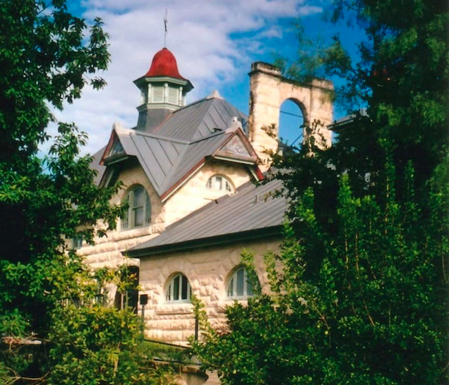 Sullivan Carriage House - YELP/DAVID G.