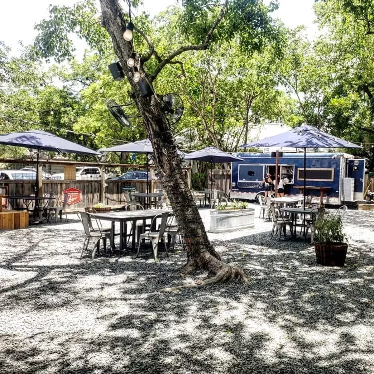 These Four San Antonio Bars With Patios Have Reopened Restrictions Flavor - Patios San Antonio