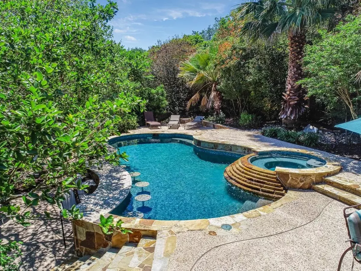 25 Homes for Sale in San Antonio With Completely OvertheTop Pools