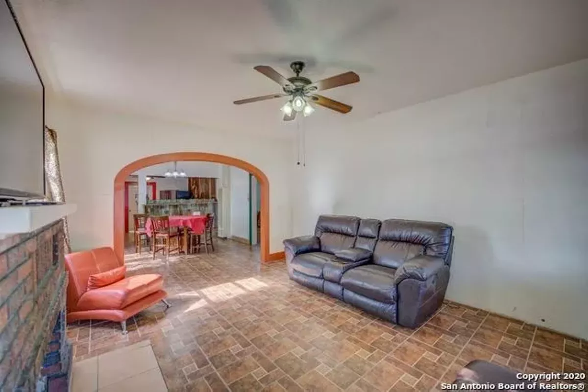 Four houses under 250K for sale right now in San Antonio's Dignowity