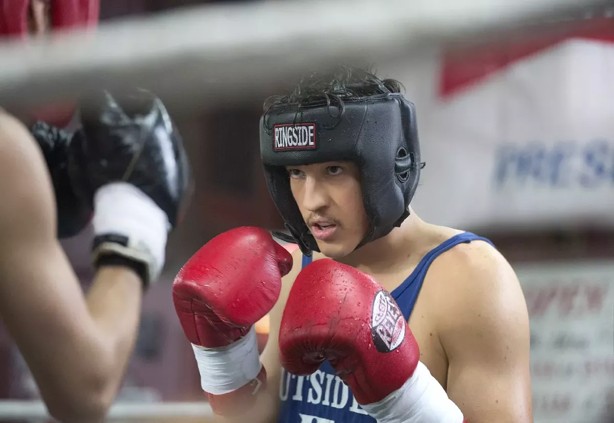 Bleed For This A Painfully Simple Average Boxing Flick Arts Stories 