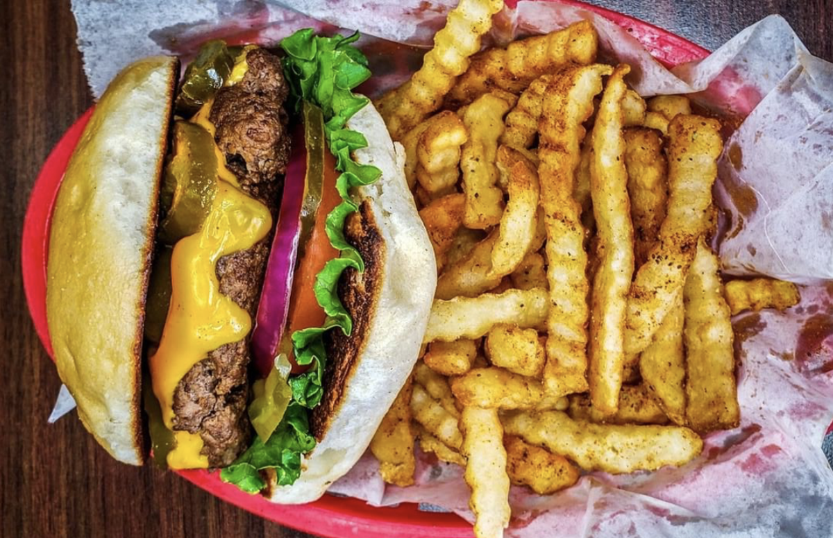 Burger spot Mark's Outing will be latest San Antonio eatery to appear on Food Network - Vimarsana News