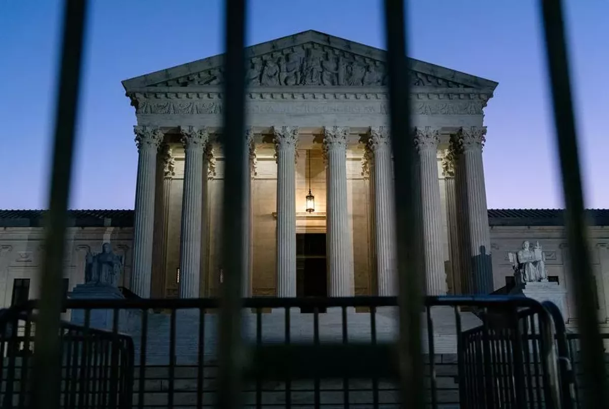 Abortion access in Texas hangs in the balance as Supreme Court considers overturning Roe v. Wade - Vimarsana News