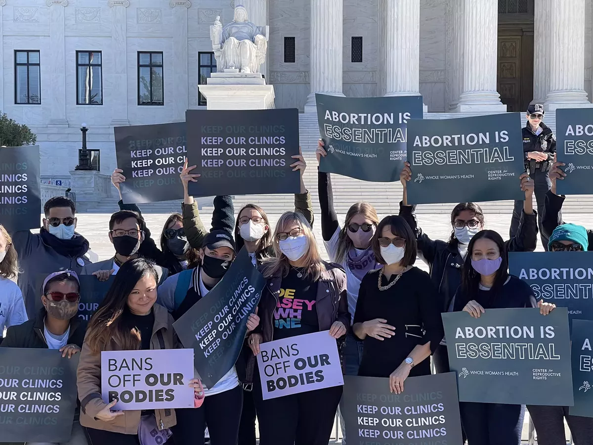 Supreme Court lets clinics' challenge to Texas abortion ban proceed but leaves law in effect - Vimarsana News