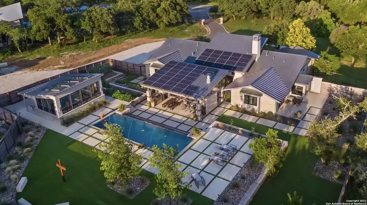 This $5 million San Antonio-area mansion includes a stand-alone pilates studio - Vimarsana News