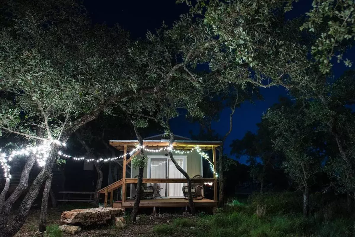 12 Texas Hill Country Airbnb Rentals Perfect For A Romantic Getaway San Antonio San Antonio Current