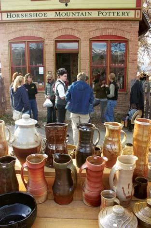 horseshoepottery.jpg