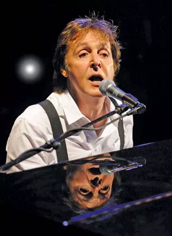 musiclive_paulmccartney_11f.jpg