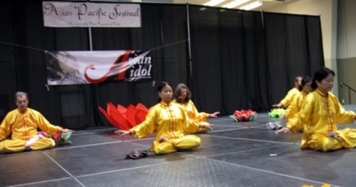 Falun Gong members demonstrate exercises