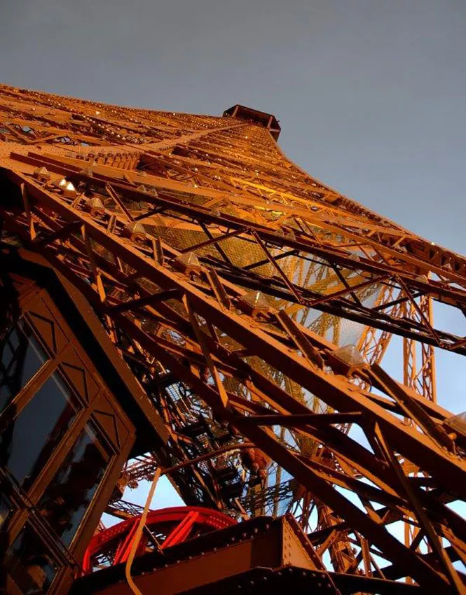 Frank Langheinrich looks up at the Eiffel Tower