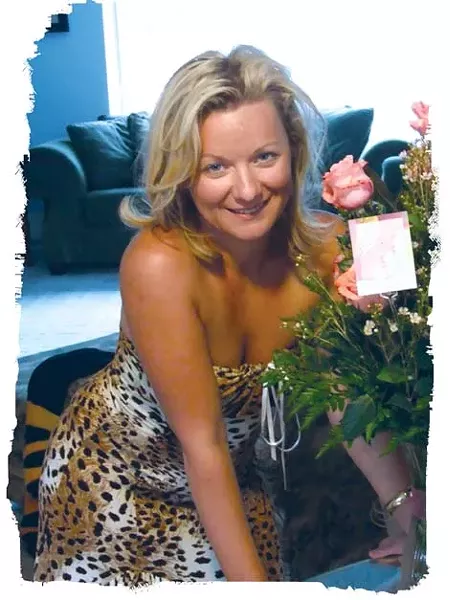 taunia_flowers.jpg