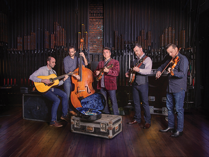 Travelin' McCourys - PATRICK MAY