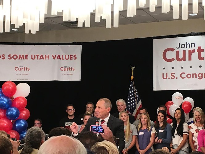 A triumphant Curtis addresses his hometown supporters on Tuesday. - DW HARRIS