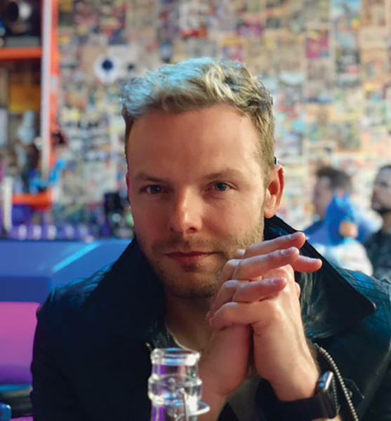 a_e-feature-191205-credit-tk.png