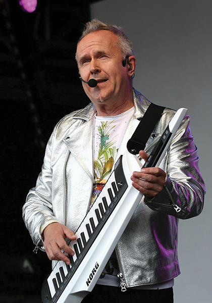 MARK KENT
