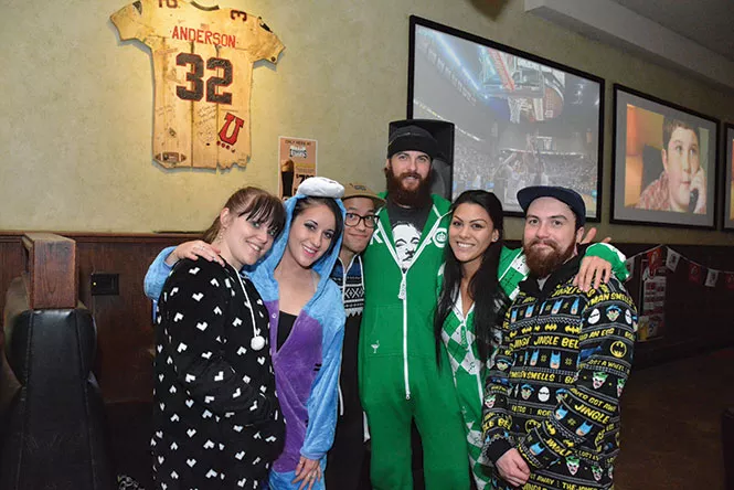 cw_pajama_pubcrawl_8.jpg