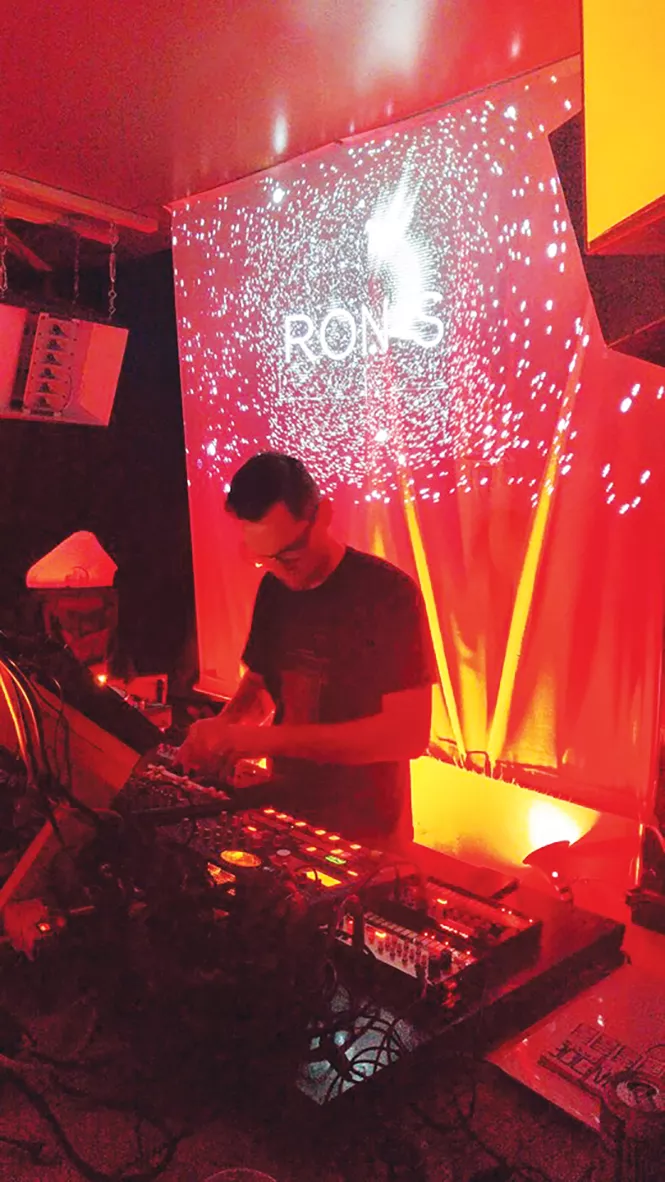 music_live1-2-119e3d2f73c45eb2.jpg