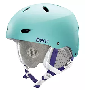 04-outdoors-helmet.jpg