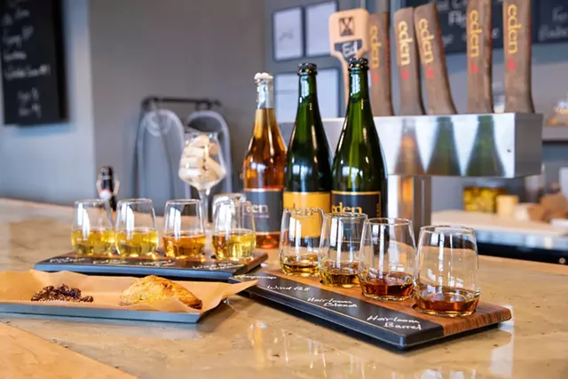 Heritage and ice cider flights with a curried-vegetable hand pie at Eden Specialty Ciders Boutique Taproom & Cheese Bar - JAMES BUCK