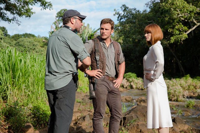 Colin Trevorrow, Chris Pratt and Bryce Dallas Howard on the set of Jurassic World - COURTESY OF NBCUNIVERSAL