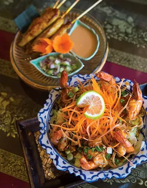 Dusit Thai Cuisine - JEB WALLACE-BRODEUR
