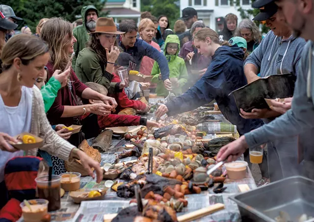 The feast at 18 Elm - GLENN RUSSELL
