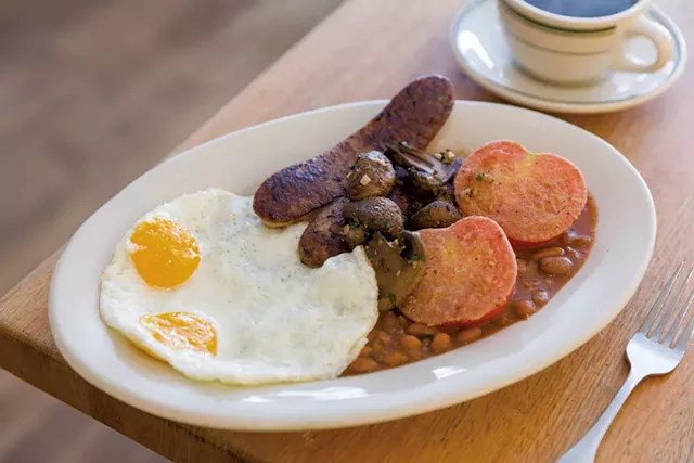 The Across the Pond breakfast at Penny Cluse Café - OLIVER PARINI