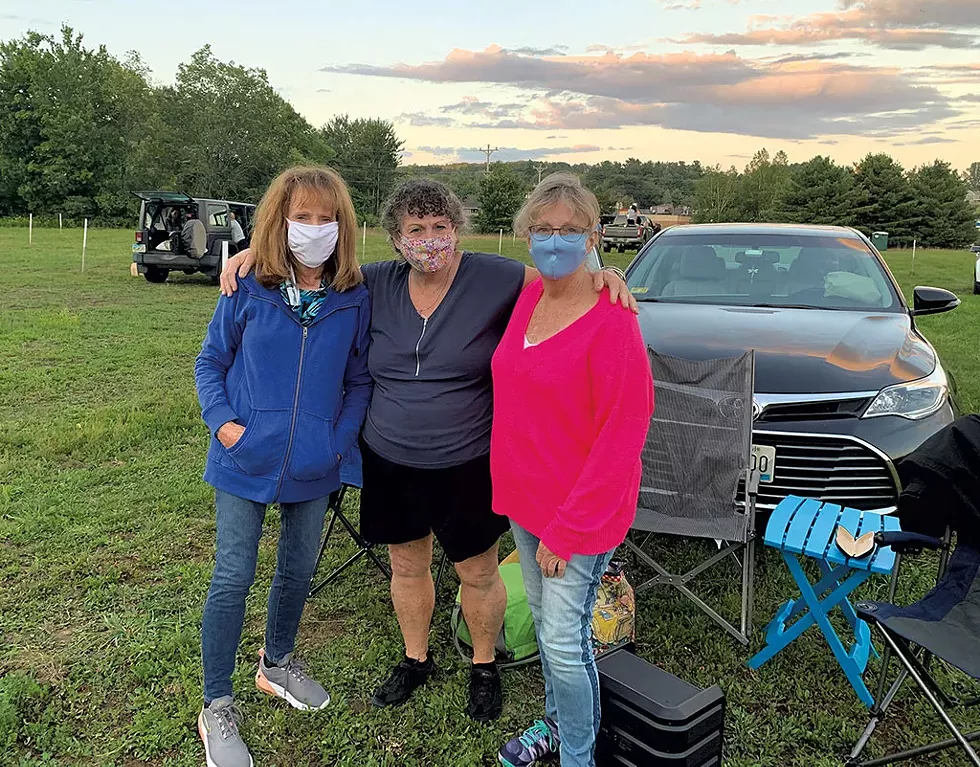 From left: Marilyn Hostetler, Reeva Murphy and Peggy Wark - EVA SOLLBERGER ©️ SEVEN DAYS