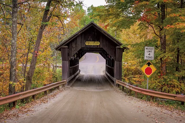 Emily's Bridge - © SEAN PAVONE | DREAMSTIME.COM