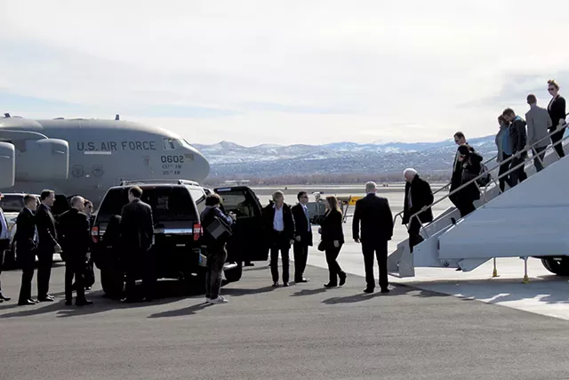 Sen. Sanders deplanes in Reno, Nev.