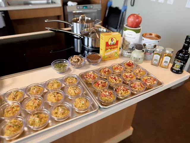 Two versions of oatmeal in a 2018 culinary medicine class - COURTESY OF THE UNIVERSITY OF VERMONT MEDICAL CENTER
