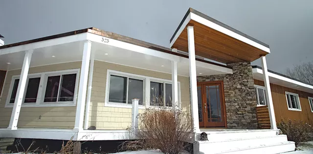 Exterior rebuilt to echo original 1970 plan - MATTHEW THORSEN
