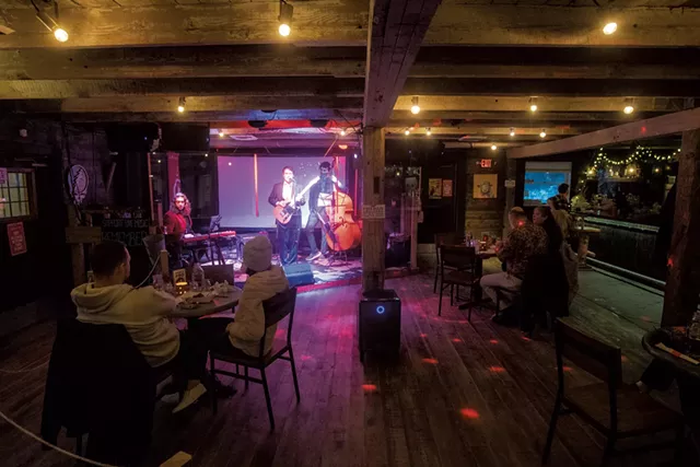 Live music inside Zenbarn - JEB WALLACE-BRODEUR