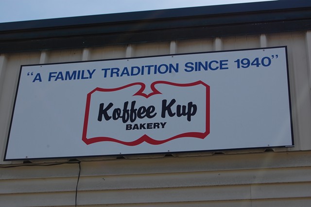 Koffee Kup in Burlington - MATTHEW ROY ©️ SEVEN DAYS