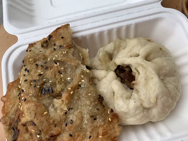 Scallion pancake and pork and sausage bao - MELISSA PASANEN ©️ SEVEN DAYS