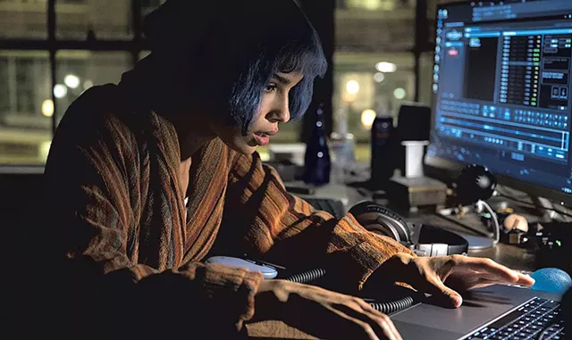 FOUND SOUND Kravitz plays a tech worker who turns detective after she intercepts a disturbing recording in Soderbergh's slick thriller. - COURTESY OF CLAUDETTE BARIUS/W.B. MEDIA
