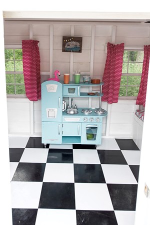 Vintage-style play kitchen - COURTESY OF RICH LEVINE