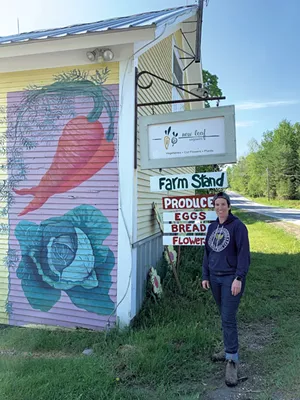 Elizabeth Trostel at the New Leaf Organics farmstand - MELISSA PASANEN