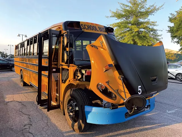 Electric bus - RACHEL HELLMAN