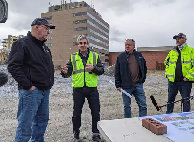 Mayor Miro Weinberger (second from left) and the CityPlace Burlington team - COURTNEY LAMDIN ©️ SEVEN DAYS