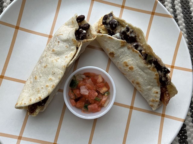 Veggie breakfast tacos - JORDAN BARRY ©️ SEVEN DAYS