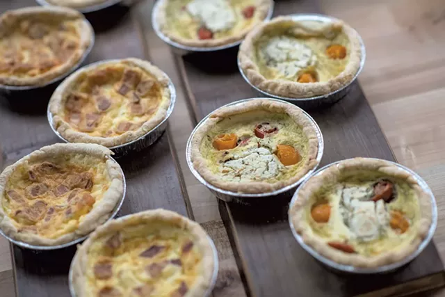 Sun-dried tomato and pesto quiches - DARIA BISHOP