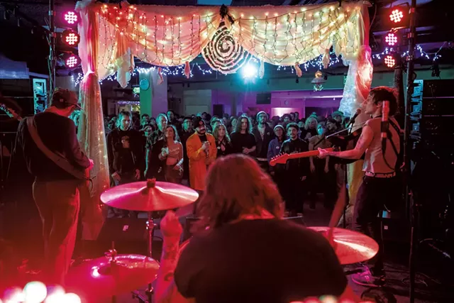 THUS LOVE at ECHO Leahy Center for Lake Champlain on New Year's Eve - COURTESY OF LUKE AWTRY PHOTOGRAPHY