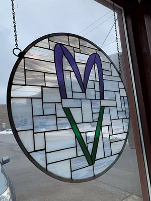 Window décor at Marble Valley Kitchen - MELISSA PASANEN