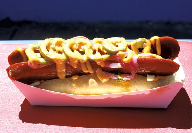 Hot dog at Canteen Creemee - SUZANNE PODHAIZER