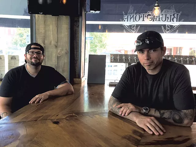 Vinny Petrarca (left) and Chris Fish at the Blue Stone - SALLY POLLAK