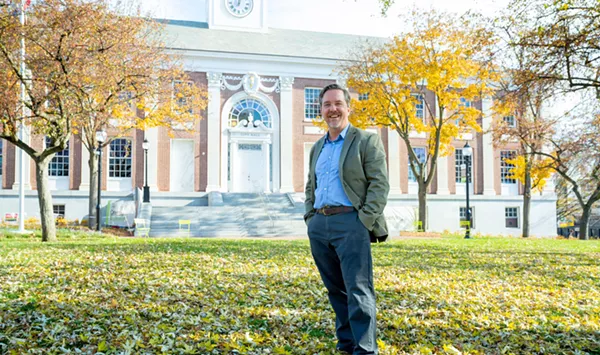 Pine Touts Experience in Formal Mayoral Campaign Announcement