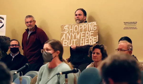 At Raucous Meeting, Burlington City Council Passes Mask Mandate