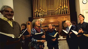 The Hallowell Hospice Choir Comforts the Terminally Ill With Music