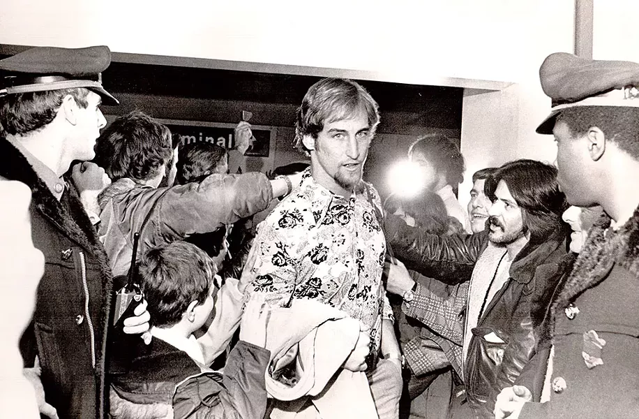 Former New England Patriots quarterback Steve Grogan, 1976